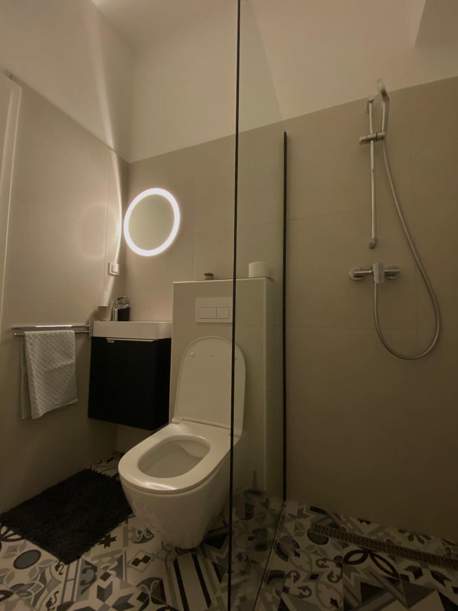 Luxury Apartment Lukas Orebić Exterior foto